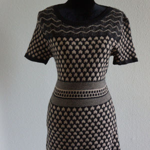 Romeo & Juliet Couture sweater dress size M